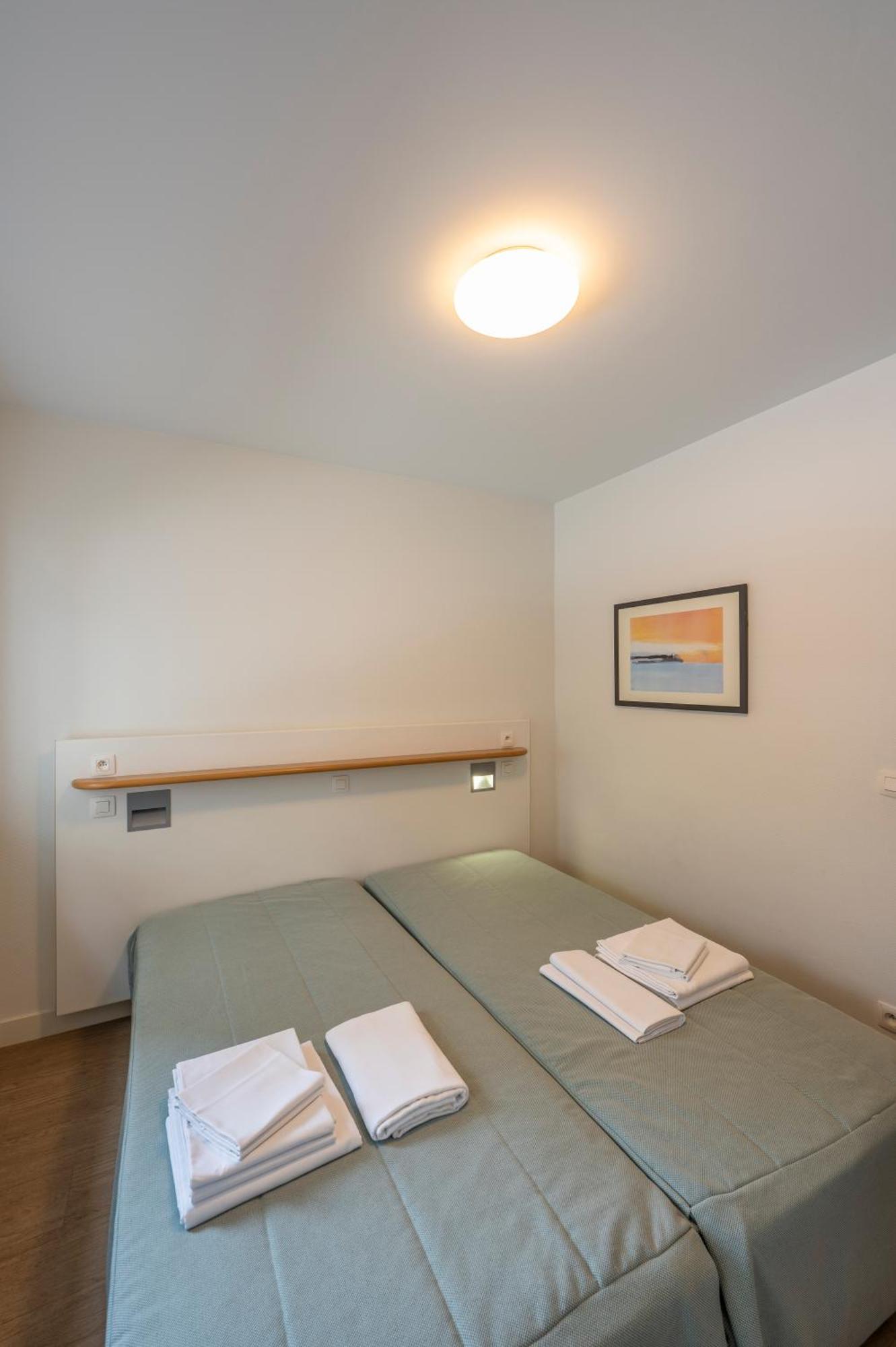 One-Bedroom Apartment City View